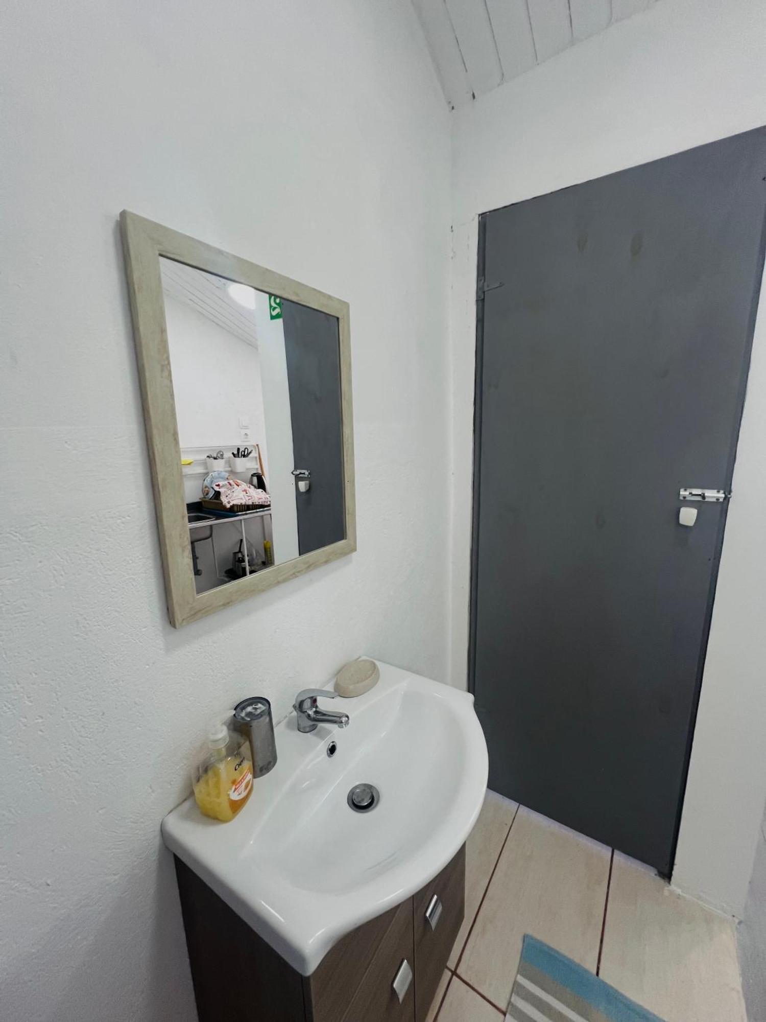 Tolos Budget Rooms Loggos Longós 객실 사진